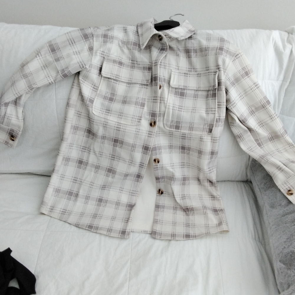 H&M - Picture 3 of 3